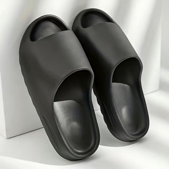 Women's Footwear | Solid Platform | Pillow Slippers | EVA Slides | Anti-slip - Picture 5 of 15